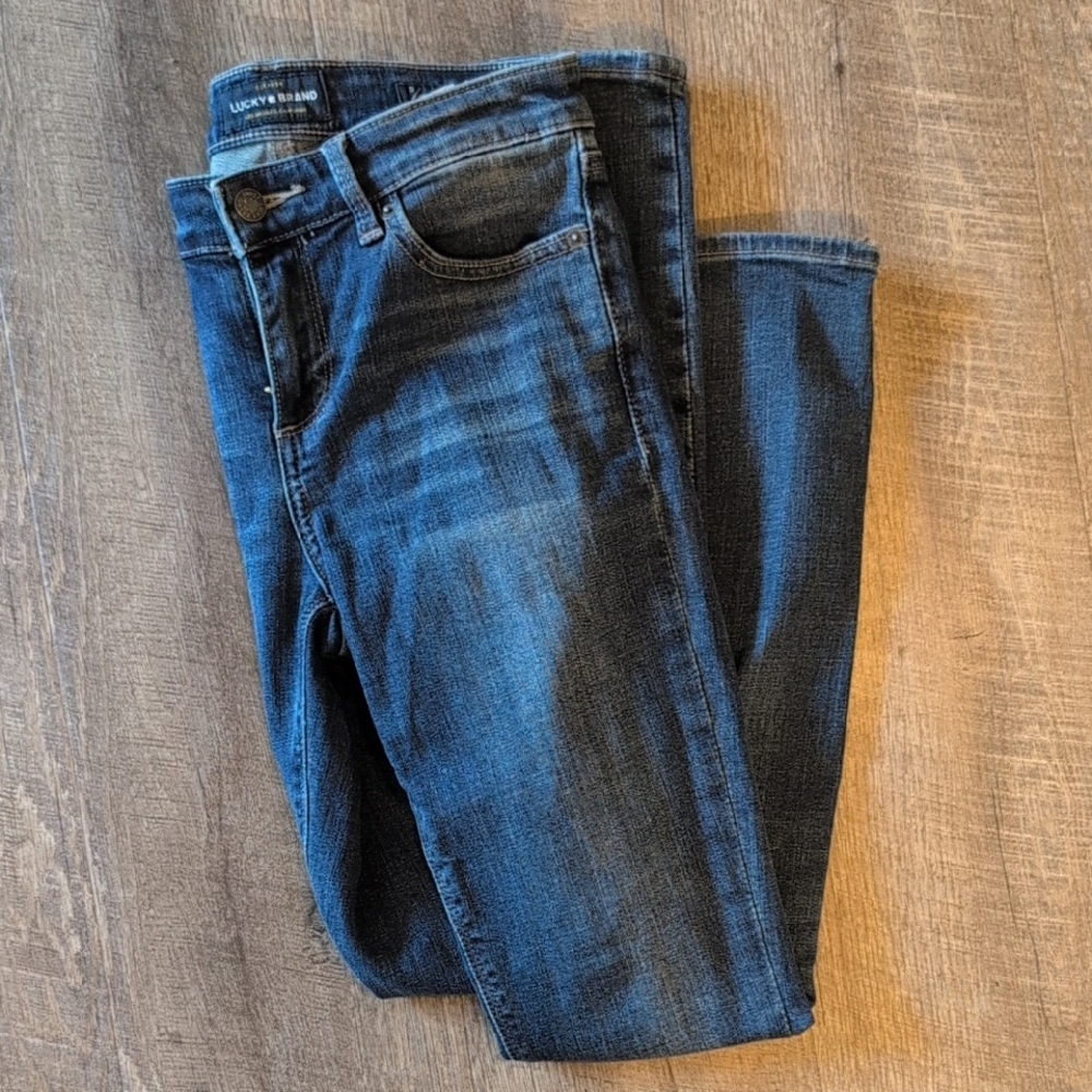 Lucky Brand Dark Wash Skinny Jeans